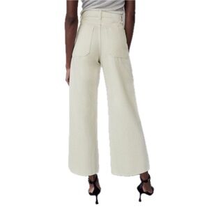 Zara High Rise Super Wide Crop Jeans Size 8 White 100% Cotton EUC